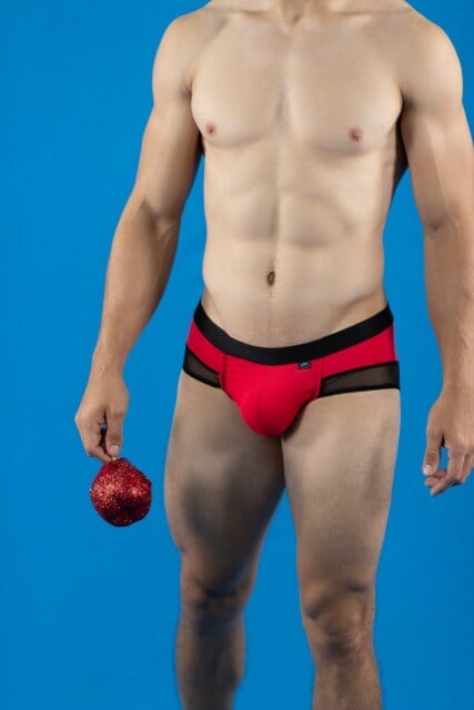 Slip rojo brief con transparencias
