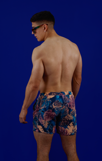 Conjunto azul de kimono y short con hojas