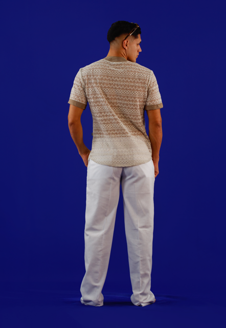 Camisa y pantalones
