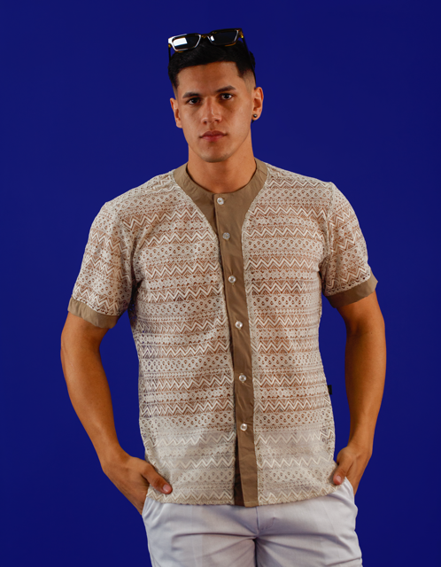 Camisa y pantalones