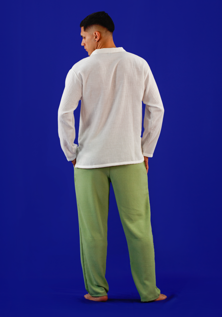 Chomba y pantalones